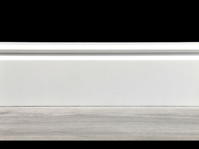 Плинтус напольный Арт. L-03