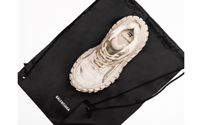 Balenciaga Men's Defender Trainers In Beige