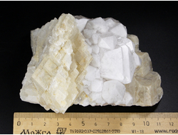 Кварц молочный на Кальците, друза, Россия, Дальнегорск (110*95*62 мм, 620 г) №26038