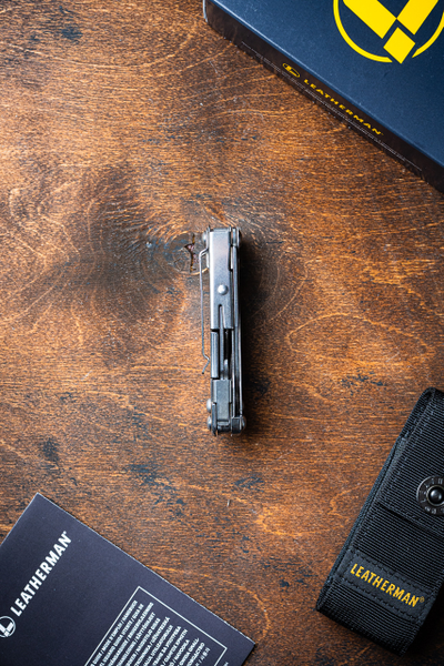 Leatherman Sidekick с чехлом