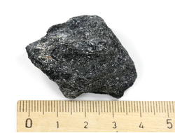 Эгирин черный, Кольский п-ов, Хибины (38*34*28 мм, 34 г) №26256