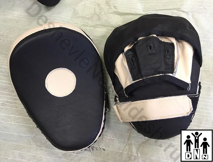 Боксёрские лапы / тайские пэды