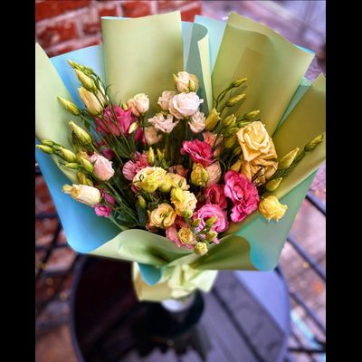 Букет из эустомы