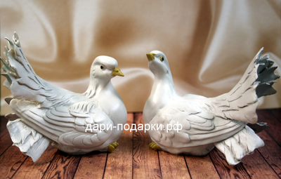ГОЛУБИ пара 12*16см  0,7кг   полистоун Россия 1758/015025