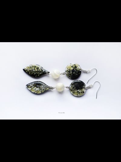 "Русалочья роща", длинные серьги с перламутром в стиле бохо-шик