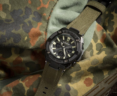 G shock gst w130bc top