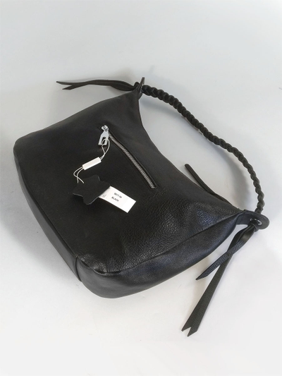 (АРТИКУЛ: 10130/1/5) СУМКА СРЕДНЕГО РАЗМЕРА, НАТУРАЛЬНАЯ КОЖА, ЧЕРНАЯ, С НАКЛАДНЫМИ КАРМАНАМИ, РУЧКА ЧЕРЕЗ ПЛЕЧО