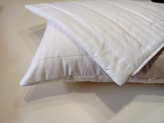 Чехол на подушку съемный, стеганный - 70х70 см.