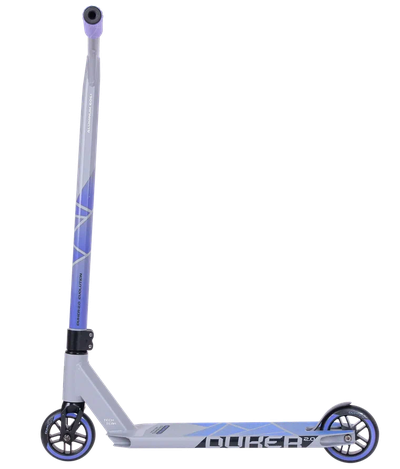 “Трюковой самокат Tech Team Duker 2.0 в сером цвете.”