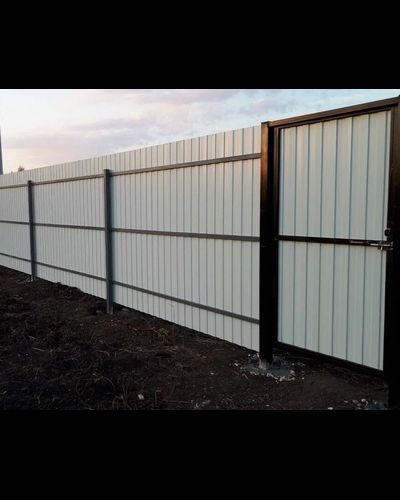 Забор высотой 2,5 метра