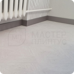 Плинтус ХДФ Dollken Cubu Flex Life 80мм Х 2,5 м 1246 Серебро платина в интерьере 3