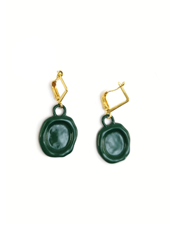 (АРТИКУЛ: 9266/30) СЕРЬГИ ЖЕНСКИЕ, ЗОЛОТИСТЫЙ МЕТАЛЛ, ПОДВЕСКИ "ЗЕЛЕНАЯ ЭМАЛЬ"