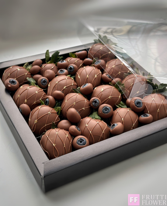 Клубничная коробочка