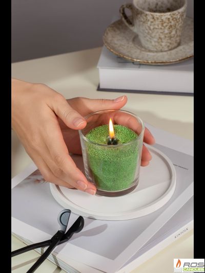 Насыпная свеча "Радость" 7*7 см, цвет "Зелёный"