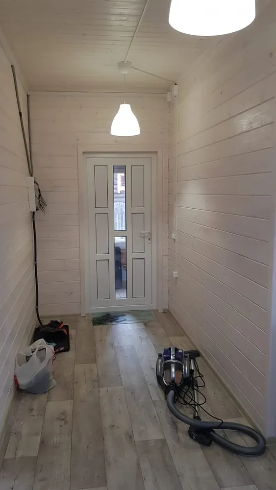 входная дверь ПВХ на усиленных петлях