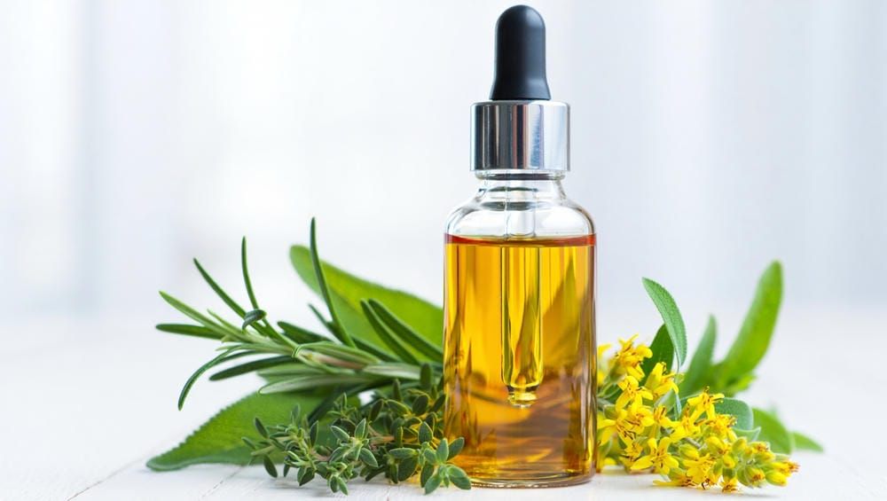 Лабораторное исследование экстрактов целебных растений для фитотерапии