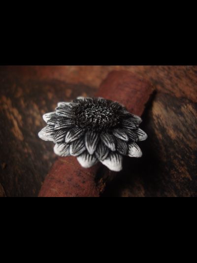 Кольцо "Цветок Угля и Пепла"