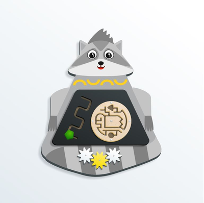 Настенный бизиборд «Енот»