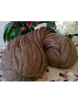 Шерстяная пряжа в пасмах трехслойная