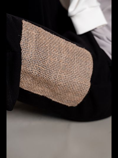 Брюки с накладными карманами из мешковины