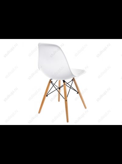 Стул Eames PC-015