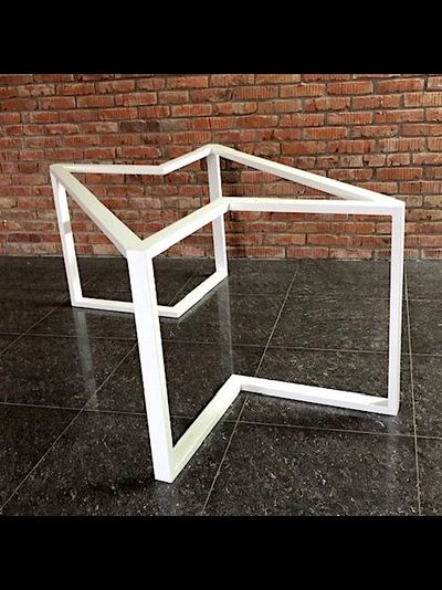 подстолье "Углы"