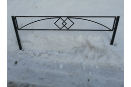 Ограда №29;
Высота полотна - 40 см;
Каркас - труба 20*20;
Рисунок - труба 15*15;
Цена - 1500 (с лаком+150) р. за п.м.