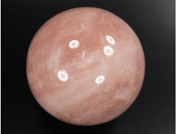 Шар Розовый кварц, Мадагаскар (60 мм, 301 г) №35385