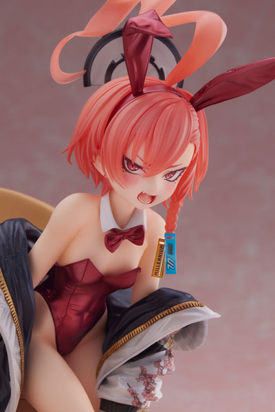Фигурка 1/7 Нэру Микамо (Neru Mikamo Bunny Girl)