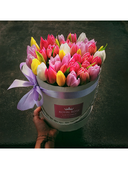 39 ТЮЛЬПАНОВ В КОРОБКЕ "PREMIUM ATTENTION"