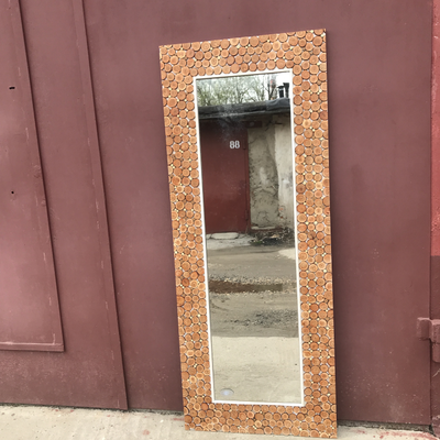 зеркало в раме из спилов