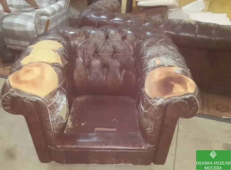 Протерлась кожа на кресле звоните ремонт кресла
☎ 8977-309-49-43