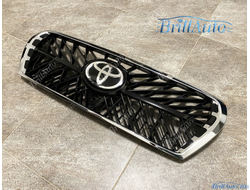 Решетка радиатора Toyota Land Cruiser 200 2007-2015 TRD
