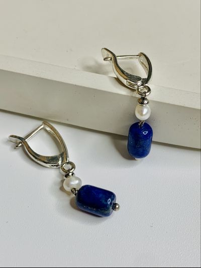Серьги с жемчугом и лазуритом