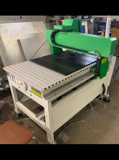 Фрезерно-гравировальный станок с ЧПУ WoodTec MH 6090 1,5 ECO