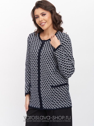 Женский вязаный жакет полуприлегающего силуэта