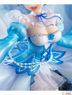 Фигурка 1/7 Рем (Rem Crystal Dress Ver.)
