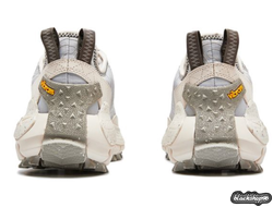 REEBOK ZIG KINETICA 2 EDGE BIEGE (40-45)