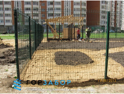 Спортивное 3Д ограждение купить с установкой под ключ