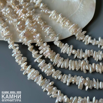 Жемчуг барочный белый палочки мелкие фри-форм 2,3-7,4х3,1-14 мм дырочка в центре, цена за нить 19 см