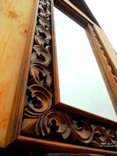 Резная рама для зеркала