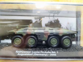 Spahpanzer Luchs (Pz.Aufkl.Btl. 7) Augustdorf (Germany) - 2000