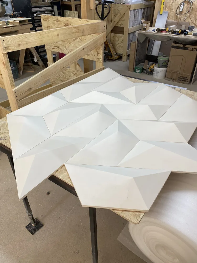 Раскладываем готовые панели и проверяем геометрию.