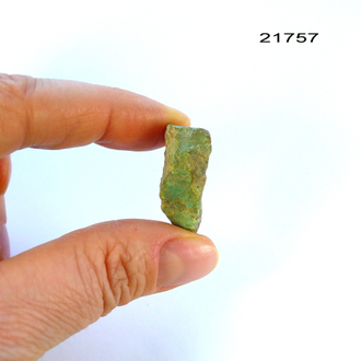 Бирюза натуральная (необработанная) Казахстан арт.21757: 6,3г - 26*19*10мм