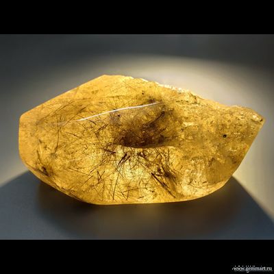 Рутил  в дымчатом кварце, галтель. Россия. 145*75*65мм