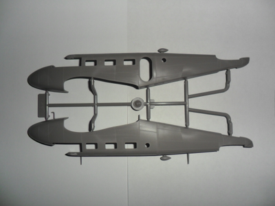 Сборная модель: (ICM 48181) Пассажирский самолет ВВС США C-45F/UC-45F