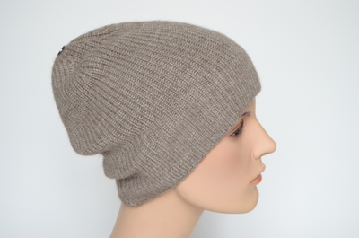 Вицио итальянская бежевая шапка 9015