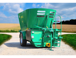 Измельчитель-смеситель-кормораздатчик кормов ИСРВ-12