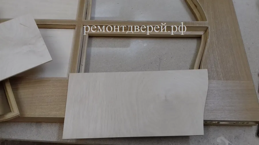 По желанию Заказчика стекло заменили на фанеру