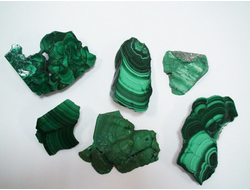 Образцы малахита. Разные размеры